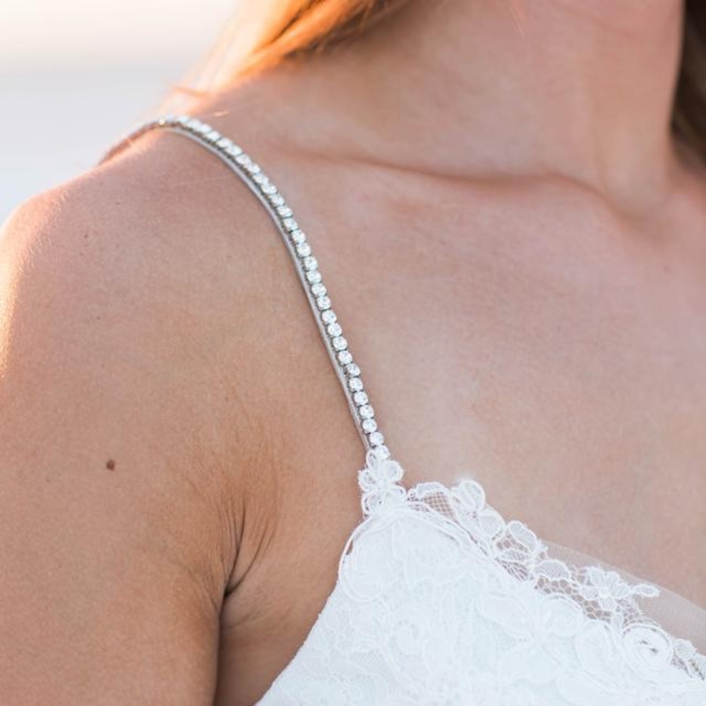 Enzoani Lexi Wedding Dress NEW UNALTERED - Picture 3 of 8